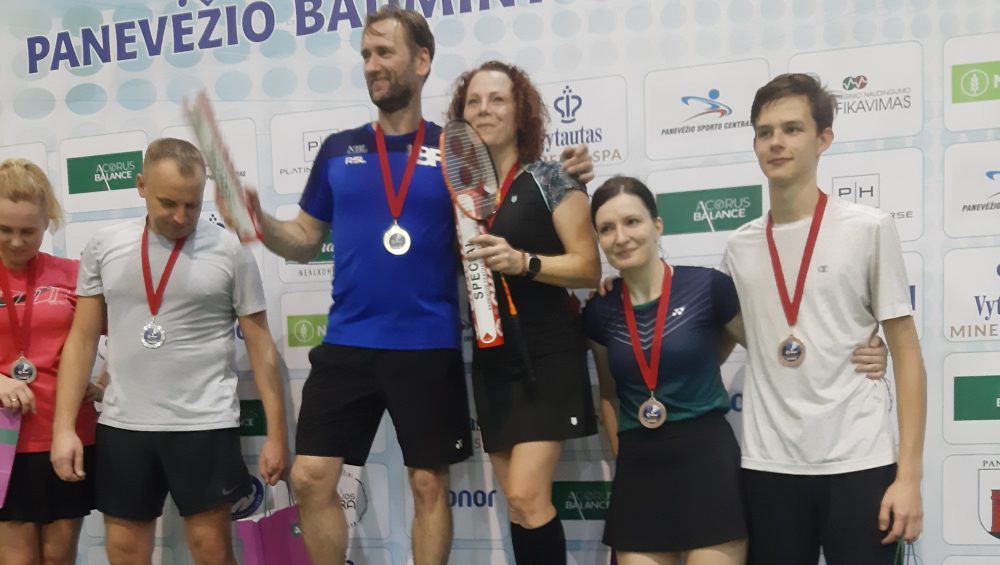 Sporto centro badmintonininkas Matas Revinskas iš Aukštaitijos grįžo su apdovanojimu
