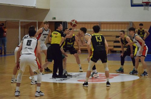 Kazlų Rūdos „Ataka“-Kauno Kolegija krepšininkai Vilniuje neatsilaikė paskutinėmis rungtynių akimirkomis
